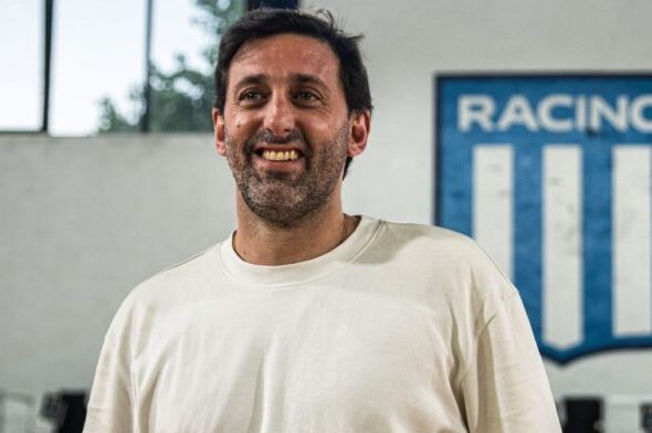 Diego Milito se animó a soñar con su Racing en esta copa.