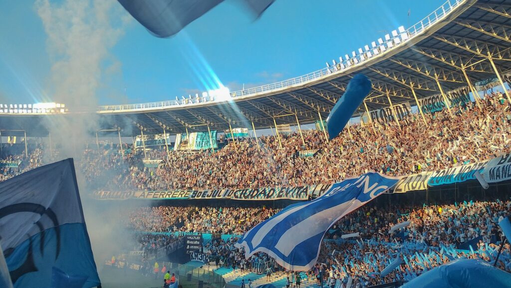 Racing hinchada entradas