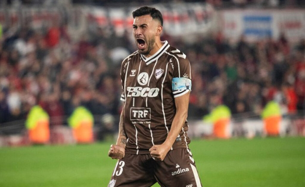 Nacho Vázquez Platense