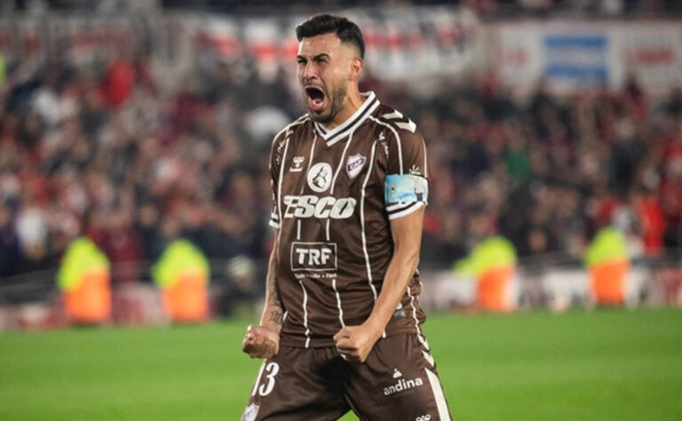 Nacho Vázquez Platense